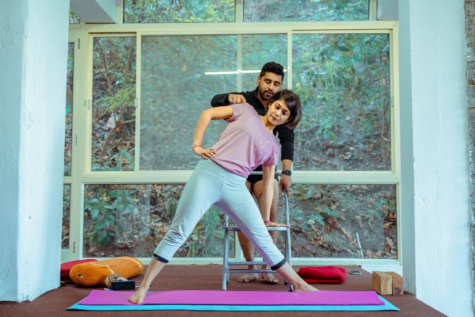 I can run a yoga session for your office or apartment group — photo 2